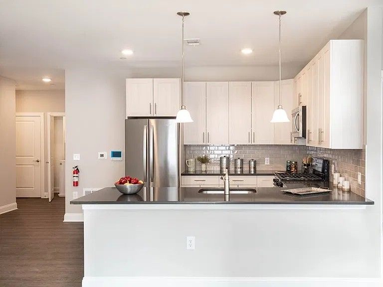 Finished kitchen at Broadway, Astoria, Queens — photo 9