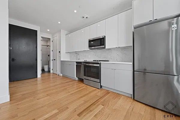 Finished kitchen at Martense St, Flatbush, Brooklyn — photo 2
