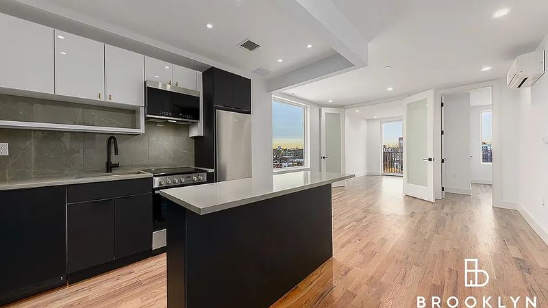 Finished kitchen at Rogers Ave, Flatbush, Brooklyn — photo 1