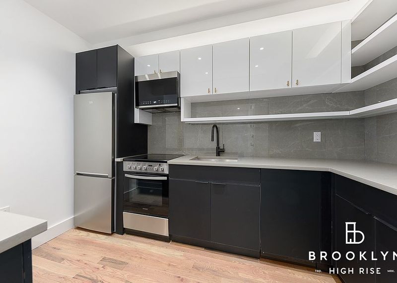 Finished kitchen at Rogers Ave, Flatbush, Brooklyn — photo 11