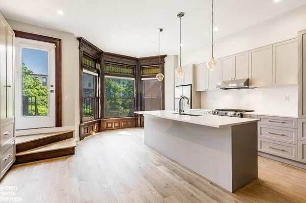 Finished kitchen at St Johns Pl, Crown Heights, Brooklyn — photo 2