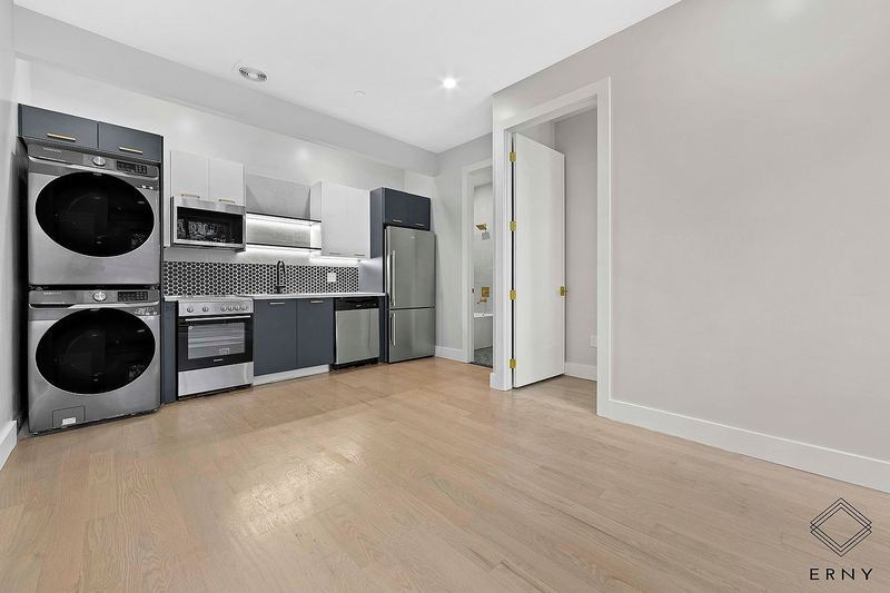 Finished kitchen at Wilson Ave, Bushwick, Brooklyn — photo 1